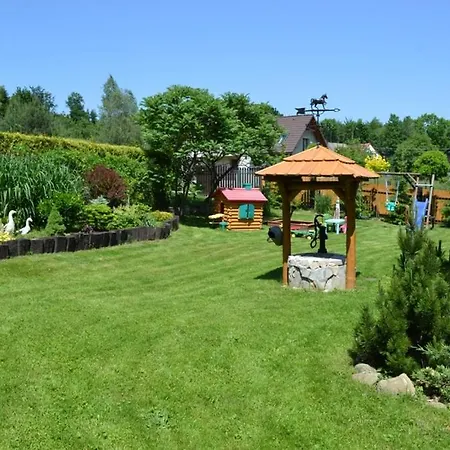 Holiday home Pod Jaworami Z Balia *